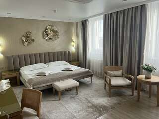 Гостиница Персона Челябинск Номер люкс улучшенный (с завтраком)-1